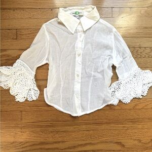 VERDE & MELA girls top
WHITE
SIZE: 6